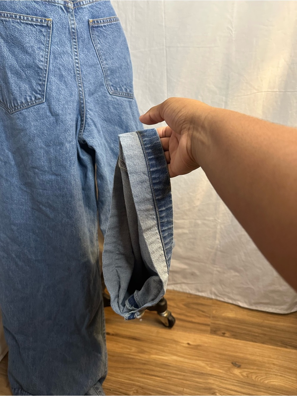 Agolde Wide-Leg High-Rise Blue Denim Jeans - Picture 7 of 8